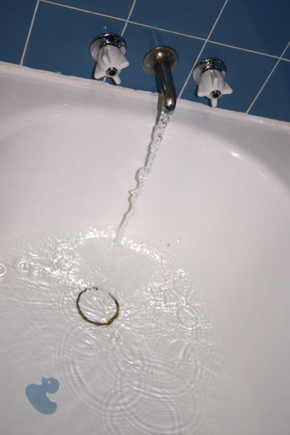 Bath Tub - Low Water